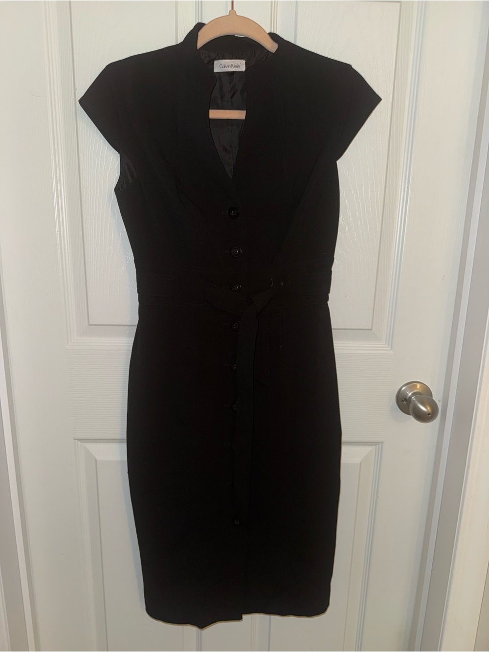 Calvin Klein Black Cap-Sleeve Sheath Dress